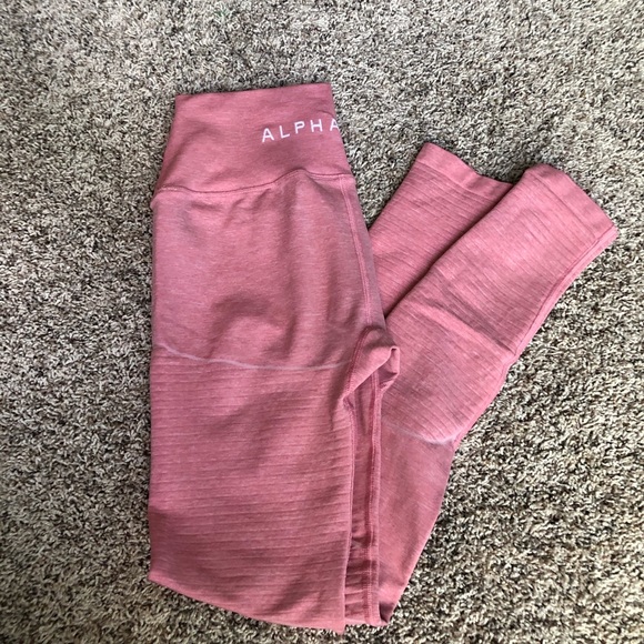 Alphalete Pants - Alphalete leggings